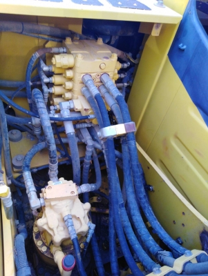 ขายด่วน!! KOMATSU PC130-8 สภาพสวยค่ะ