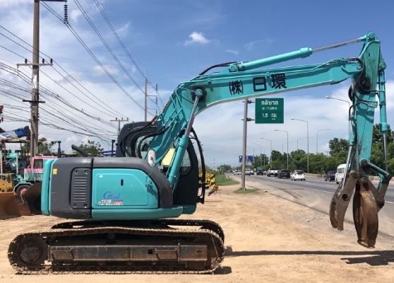 ขายรถขุด KOBELCO SK135SR หัวแม่เหล็ก นำเข้าเองจากญี่ปุ่น สภาพสวยพร้อมใช้ มีVDOการทำงานครับ