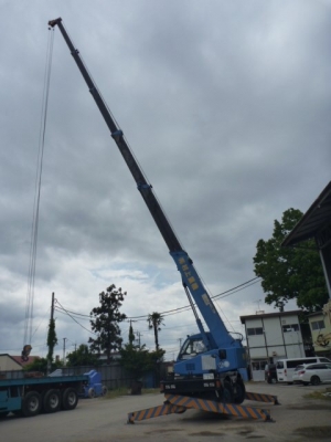 ขายรถเครน TADANO TR100M-1 (ขนาด 10 ตัน) ปี 1997 นำเข้าเองจากญี่ปุ่น สภาพสวยพร้อมใช้ ถึงเร็วๆนี้ครับ