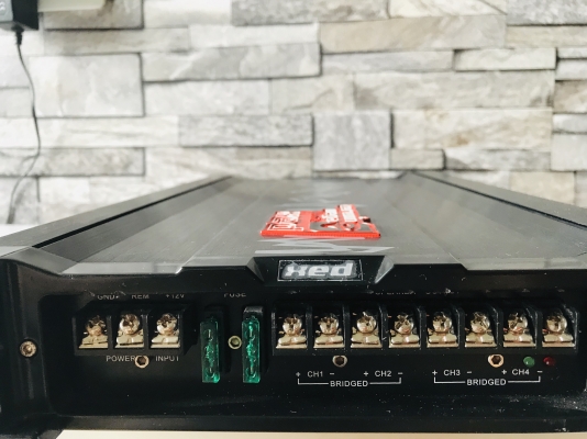 amp 4 ch cervin vega 800.4