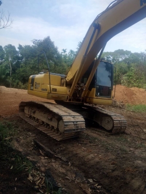 ขายด่วน!! KOMATSU PC 200-7 ค่ะ