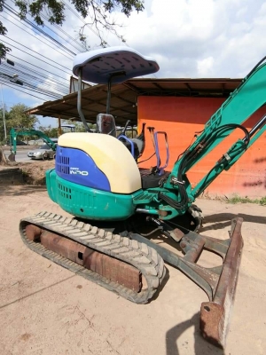 ขายรถขุดแบคโฮ KOMATSU 35MR-1 ขนาดPc35  รถเก่านอกแท้100\% #คอลโทนสั้นปั้มนิ้ว เครื่องแน่น ระบบไว รถพร้อมใช้งาน เอกสารใบอินวอยครบ              ????ราคา 430,000 ต่อรองได้???? ☎️ติดต่อ 096-3268553 (สถิตย์พันธ์) ????ID LINE 0963268553 ร้านรุ่งเจริญแทรกเตอร์ อำเ