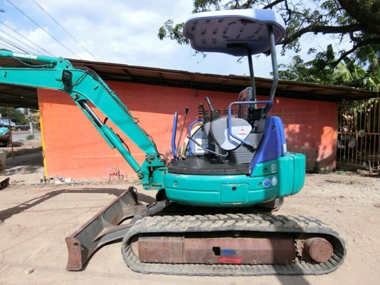 ขายรถขุดแบคโฮ KOMATSU 35MR-1 ขนาดPc35  รถเก่านอกแท้100\% #คอลโทนสั้นปั้มนิ้ว เครื่องแน่น ระบบไว รถพร้อมใช้งาน เอกสารใบอินวอยครบ              ????ราคา 430,000 ต่อรองได้???? ☎️ติดต่อ 096-3268553 (สถิตย์พันธ์) ????ID LINE 0963268553 ร้านรุ่งเจริญแทรกเตอร์ อำเ