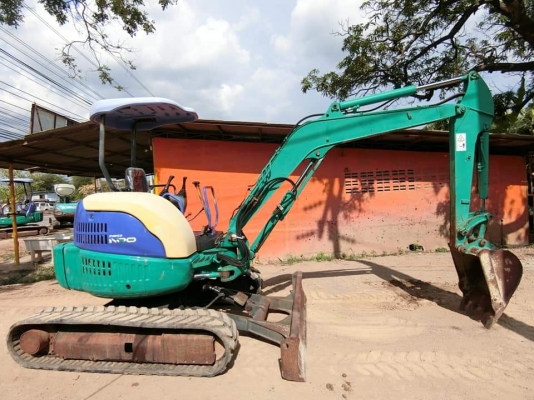 ขายรถขุดแบคโฮ KOMATSU 35MR-1 ขนาดPc35  รถเก่านอกแท้100\% #คอลโทนสั้นปั้มนิ้ว เครื่องแน่น ระบบไว รถพร้อมใช้งาน เอกสารใบอินวอยครบ              ????ราคา 430,000 ต่อรองได้???? ☎️ติดต่อ 096-3268553 (สถิตย์พันธ์) ????ID LINE 0963268553 ร้านรุ่งเจริญแทรกเตอร์ อำเ