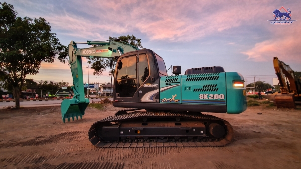 ขาย KOBELCO SK 200-8 Yn12 SuperX (ติดสติกเกอร์ SuperXM) ใช้งาน 10,xxx ชั่วโมง ขาย KOBELCO SK 200-8 Yn12 SuperX (ติดสติกเกอร์ SuperXM) ใช้งาน 10,xxx ชั่วโมง