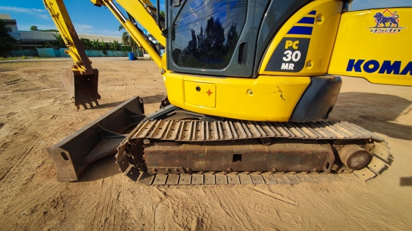 ขายดาวน์ KOMATSU PC30MR-3 ใช้งาน 1 พันชั่วโมง PM 2,500 ช.ม. สภาพนางฟ้า ขายดาวน์ KOMATSU PC30MR-3 ใช้งาน 1 พันชั่วโมง PM 2,500 ช.ม. สภาพนางฟ้า