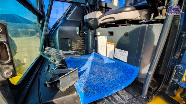 ขายดาวน์ KOMATSU PC30MR-3 ใช้งาน 1 พันชั่วโมง PM 2,500 ช.ม. สภาพนางฟ้า ขายดาวน์ KOMATSU PC30MR-3 ใช้งาน 1 พันชั่วโมง PM 2,500 ช.ม. สภาพนางฟ้า