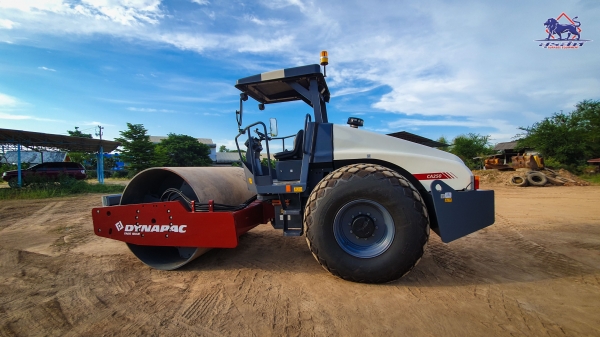 ขายรถบดสั่นสะเทือน 2 เพลา DYNAPAC CA250D รุ่นล่าสุด (รถเด็มโมให้ลูกค้าทดลองใช้)