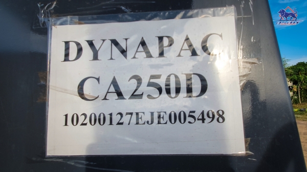 ขายรถบดสั่นสะเทือน 2 เพลา DYNAPAC CA250D รุ่นล่าสุด (รถเด็มโมให้ลูกค้าทดลองใช้)