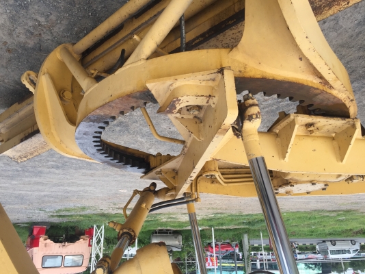 ขาย รถ เกรด Komatsu gb611a