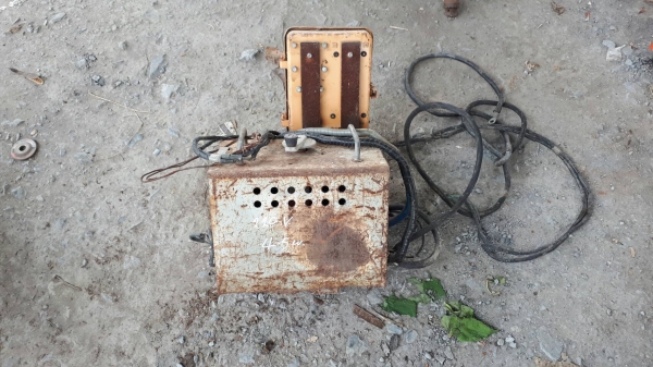 ขาย ตู้เชื่อมไฟฟ้า เก่าญี่ปุ่น เล็กกะทัดรัด พกพาสะดวก ไฟ 220V พร้อมใช้ ขาย ตู้เชื่อมไฟฟ้า เก่าญี่ปุ่น เล็กกะทัดรัด พกพาสะดวก ไฟ 220V พร้อมใช้