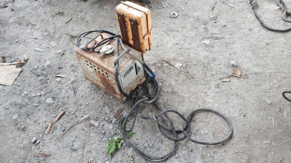 ขาย ตู้เชื่อมไฟฟ้า เก่าญี่ปุ่น เล็กกะทัดรัด พกพาสะดวก ไฟ 220V พร้อมใช้