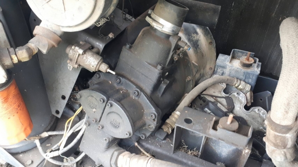 ขายตามสภาพ เครื่องปั๊มลม เครื่อง air compressor ยี่ห้อ AIRMAN PDS125S มีปั๊มคอมแอร์ ไม่มีเครื่องยนต์มา ขายตามสภาพ เครื่องปั๊มลม เครื่อง air compressor ยี่ห้อ AIRMAN PDS125S มีปั๊มคอมแอร์ ไม่มีเครื่องยนต์มา