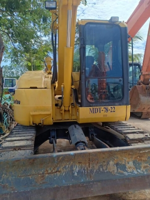 ขายจ้า..KOMATSU PC78US-8 เก่านอกแท้  มีลายแย๊ก ใช้มาน้อย โทร 089-3818694 จ๊อย