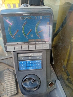 ขายจ้า..KOMATSU PC78US-8 เก่านอกแท้  มีลายแย๊ก ใช้มาน้อย โทร 089-3818694 จ๊อย