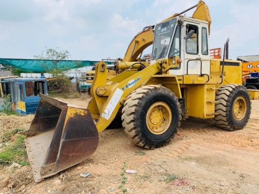 ขายด่วน!! รถตักล้อยาง Kawasaki 70Z-3 สภาพสวยค่ะ