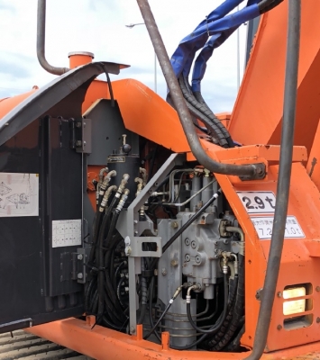 ขายรถขุด HITACHI ZX135US นำเข้าเองจากญี่ปุ่น สภาพสวยพร้อมใช้ มีVDOการทำงานครับ