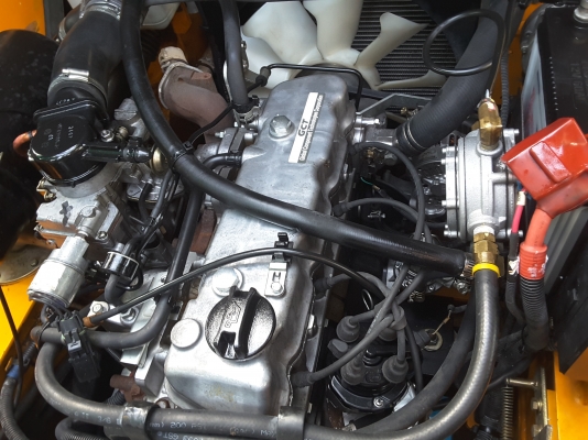 ฟอร์คลิฟท์ขนาด 2.5 ตันเสายกสูง 6 เมตรงาสไลน์ สนใจ 0813535948