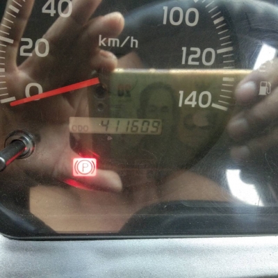 ขาย รถบรรทุก HINO สี ขาว/เขียว/เหลือง ราคา 1,200,000 บาท ขาย รถบรรทุก HINO สี ขาว/เขียว/เหลือง ราคา 1,200,000 บาท