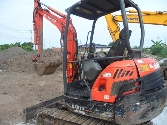 KX91-3S2 KUBOTA ราคา 320,000 บาทเท่านั้น สนใจโทร 081-989-1989 หรั่งครับ