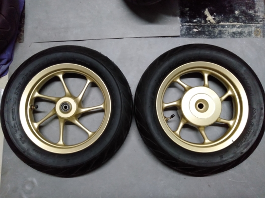 ขาย ล้อแม็ก honda zoommer x ของเทียมสวยๆครับ