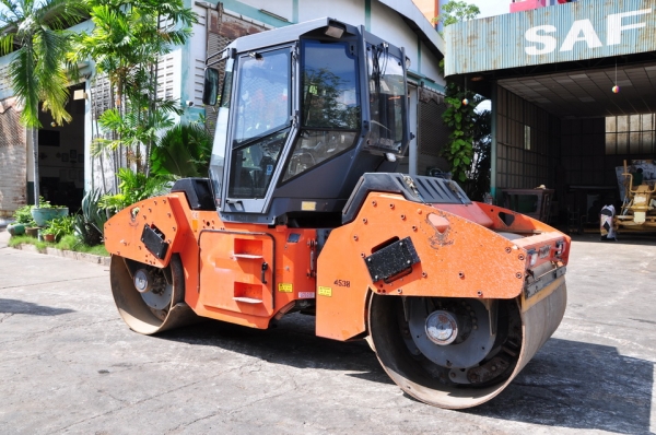 HAMM HD90 Y2004  9 TONS