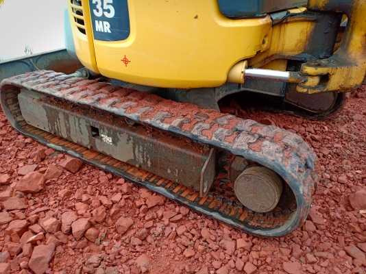 ขายจ้า..KOMATSU PC35MR-2 เก่านอกแท้  สภาพสวย เดิมๆๆ พร้อมใช้ โทร089-3818694จ๊อย