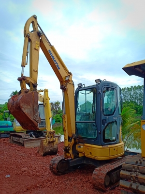 ขายจ้า..KOMATSU PC35MR-2 เก่านอกแท้  สภาพสวย เดิมๆๆ พร้อมใช้ โทร089-3818694จ๊อย