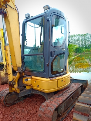 ขายจ้า..KOMATSU PC35MR-2 เก่านอกแท้  สภาพสวย เดิมๆๆ พร้อมใช้ โทร089-3818694จ๊อย