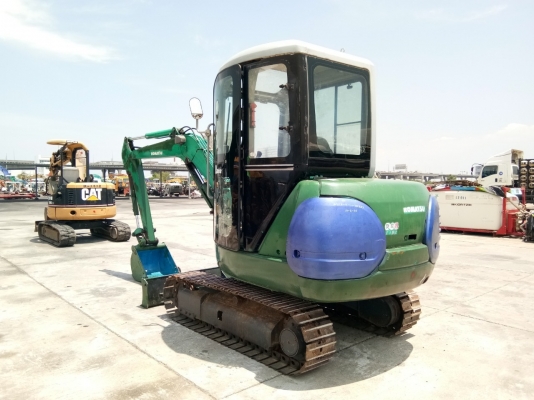 ขายแบคโฮ KOMATSU PC35R-8 นำเข้าจากญี่ปุ่น พร้อมหัวเก๋ง สวยๆพร้อมตัก สนใจติดต่อ ผึ้ง 095-0563605