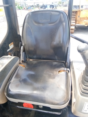 ขายแบคโฮ CAT303 นำเข้าจากญี่ปุ่น สนใจติดต่อ ผึ้ง 095-0563605  Line:phuengzuza