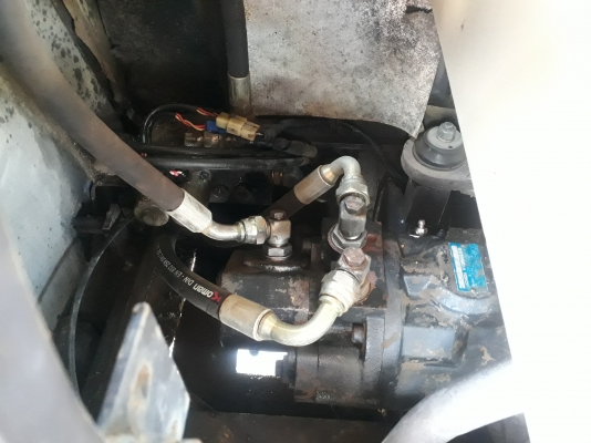 ขายรถแบคโฮ มิตซูบิชิmm30t ขายรถแบคโฮ มิตซูบิชิmm30t