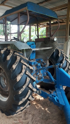 ขายด่วน FORD 77-T1 เอกสารเล่มทะเบียน รถสวยเดิมๆ อุปกรณ์ 3 ชิ้น มีใบดันหน้า,ผานพรวน 6,ผาน 3 สภาพดมากๆครับพร้อมใช้งานได้เลย ราคาต่อรองได้ครับ