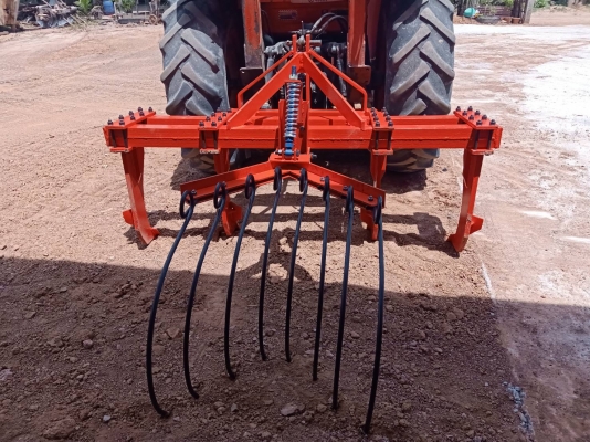 ชุดทำรุ่นอ้อยสำหรับรถไถใหญ่ครับ