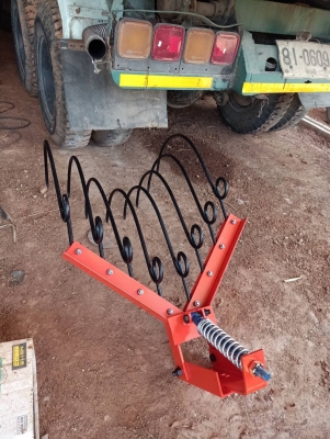 ชุดทำรุ่นอ้อยสำหรับรถไถใหญ่ครับ