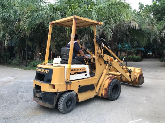 ขายรถตักKOMATSU SG10 ตักคิว เสาสูงกว่าปกติ3.2เมตร สวยเดิมจากญี่ปุ่น ยังไม่เคยใช้ในไทย 148,000เท่านั้น!!