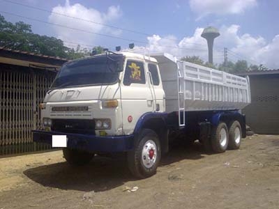 ขายด่วนนิสสัน UD CW30 (2 เพลาใหญ่)