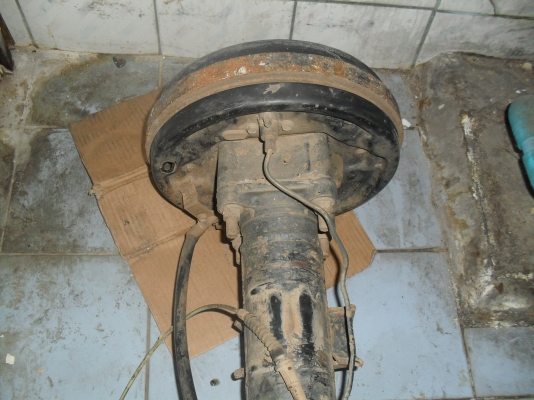 ขายเพลาท้าย D-max ตัวเก่าทั้งเส้นเฟืองท้ายใหญ่ ถูกๆครับ