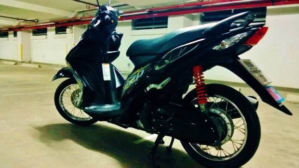 (หัวฉีด) SKYDRIVE 2012 ลาย SD สีดำ ขายถูกๆ ต่อรองได้เป็นพัน (หัวฉีด) SKYDRIVE 2012 ลาย SD สีดำ ขายถูกๆ ต่อรองได้เป็นพัน