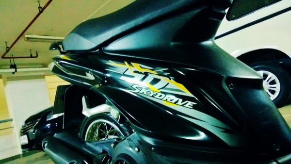 (หัวฉีด) SKYDRIVE 2012 ลาย SD สีดำ ขายถูกๆ ต่อรองได้เป็นพัน (หัวฉีด) SKYDRIVE 2012 ลาย SD สีดำ ขายถูกๆ ต่อรองได้เป็นพัน