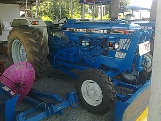 ขายรถไถ FORD 6610 เพลาเดี่ยวรุ่นกรองใหญ่ เล่มทะเบียน 7 จาน ใบมีดดันหน้ายี่ห้อ CMT ทั้งหมด ราคา 420000