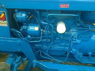 ขายรถไถ FORD 6610 2 เพลาดุมเรียบ เอกสารเล่มทะเบียน 7 จาน ใบมีดดันหน้า ราคา 630000