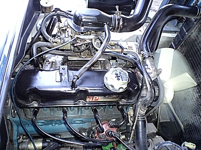 ขายรถยกโคมัสสึ 1 ตัน รุ่น15 เครื่องเบนซิน เกียร์ออโต้  กระบอกคุ่ เสาสูง 3 เมตร  ยางตันใหม่ 4 ล้อ พวงมาลัยเพาเว่อร์  สีเดิมจากนอก นำเข้าจากญี่ปุ่น ใช้งานได้ทันที