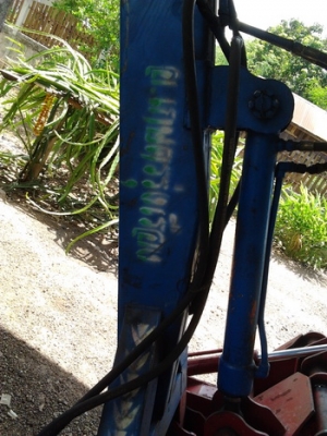 ขายรถไถพร้อมคีบ สภาพดี รถไถFORD6800 T2 เครื่องแน่นติดง่าย ปั๊มดี ยางดี4เส้นคานหน้าเปลี่ยนใหม่ ใหญ่กว่าเดิม พร้อมอุปกรณ์คีบ ของ อ.เกษตรรุ่งเรือง หนองกี่ คีบประมาณ2ปี ไม่เคยใ้ช้งานนอก คีบแต่งานเจ้่ของเอง สภาพสวย แขนดีไม่ปะ คีบสวย ปั๊มแห้งดี แรง ทำงานดี ไม่ม