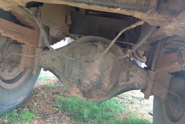 HINO KR 320 - 185 HP HO7C หกล้อติดเครน KATO 3 ตัน 3 ปลอกยืด กระบะเหล็กคาร์โก้ความยาว 5.5 เมตร เครื่องแน่นแรงดี ภายในเก๋งคอนโซลอยู่ครบพร้อม ช่วงล่างใหญ่คัชซีสวยไม่มีบวม ยาง 9.00 ขอบ 20 พร้อมใช้งาน เอกสารทะเบียนภาษีครบไม่มีขาดพร้อมโอน ราคาต่อรองได้ครับ