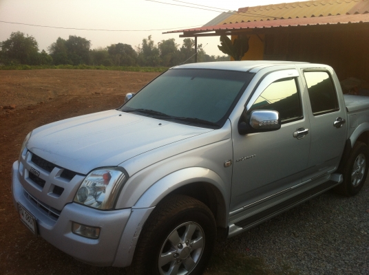 ขายดีแม็ก 4 ประตู ออโต้ 2005 สวย ไฮเลนเดอร์ ไฟซีนอน