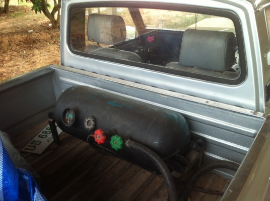 ขายมาสด้าน้อย กระบะยาว ลงเครื่องแล้วติดแก๊สแล้ว