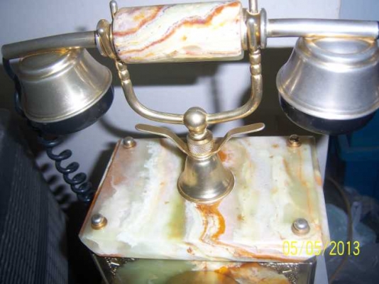 โทรศัพท์ทรงโบราณ หินอ่อนครับสวยๆ