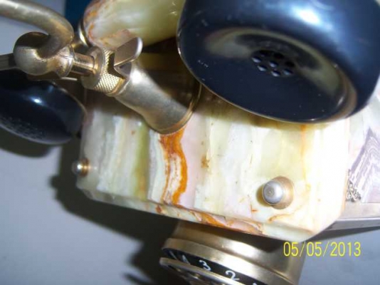 โทรศัพท์ทรงโบราณ หินอ่อนครับสวยๆ