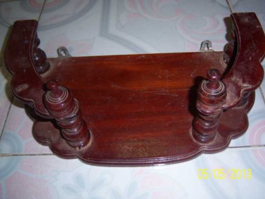 หิ้งพระไม้สัก